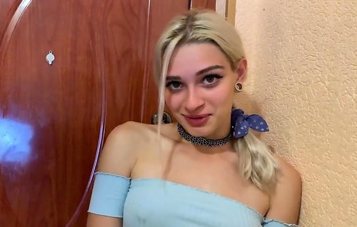 Постер к видео: Девушке понравилось как последний раз в попу и она приперлась еще.