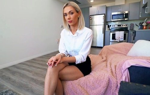 Постер к видео: Скромная риелторша смогла так же наставить киску как девушка клиента, а значить он этот дом берёт.