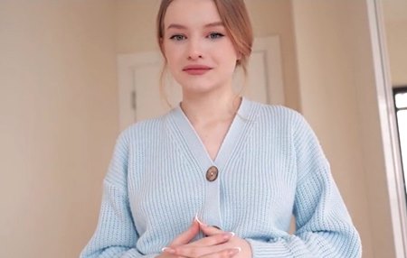 Постер к видео: Девушке понравилось что брат дрочил на порнуху с её участием и даёт по трахать.