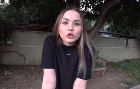 Постер к видео: Гопническая порнуха. Порно пародия на тему застряжек с сексом.