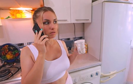 Постер к видео: Чего бы такого мужу навешать чтобы отпустил с подругой на блятки.