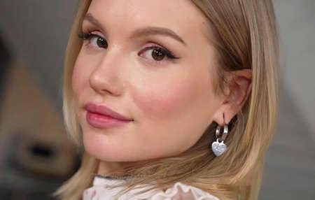 Постер к видео: Кастинг новой русской модели с изящной тугой жопой.