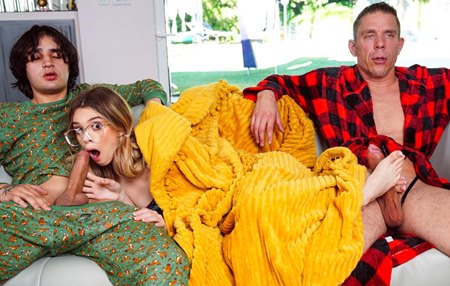 Постер к видео: Отчим выебал девушку пасынка, который прикидывался больным чтобы не идти в школу.